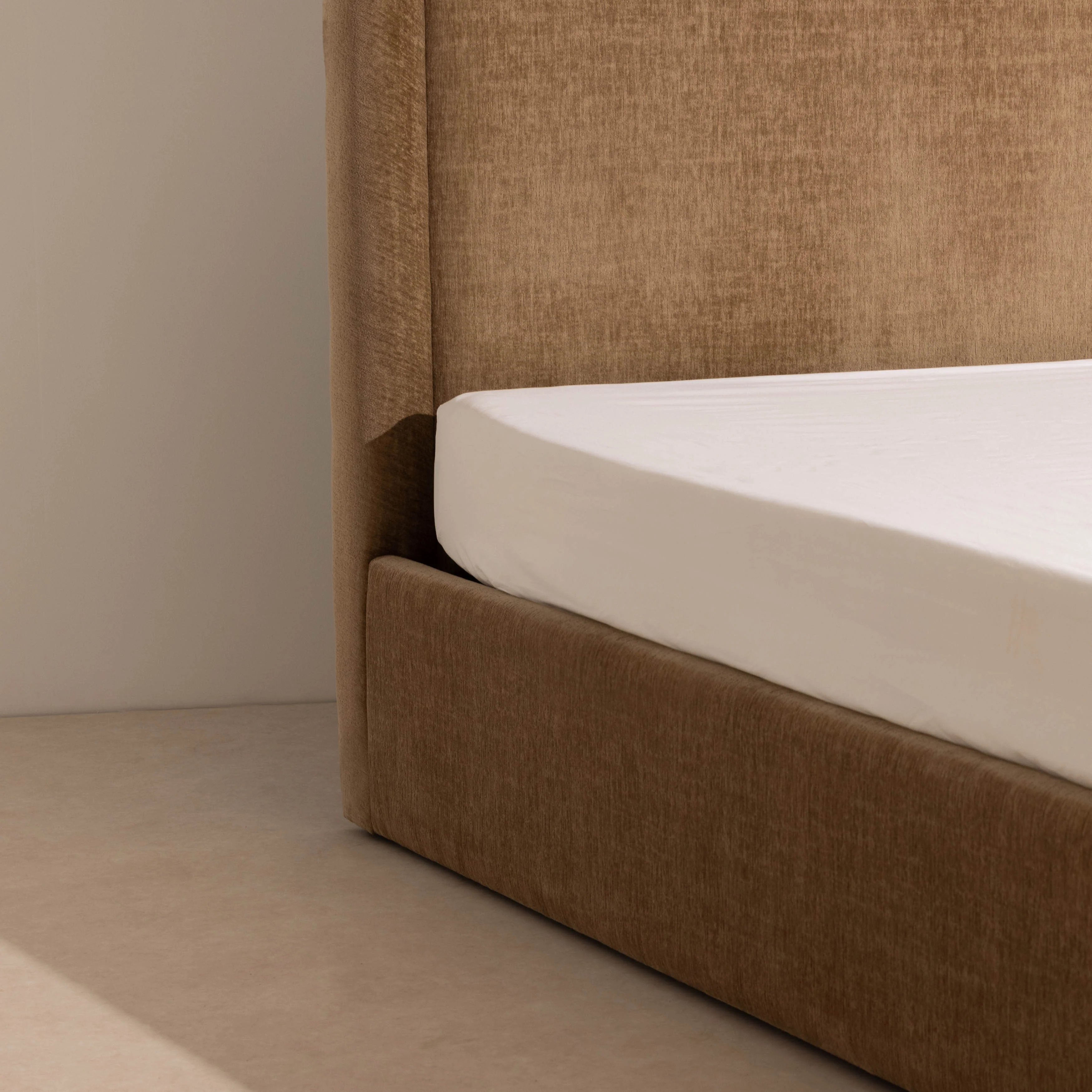 Arched Bed - Caramel - Image 6