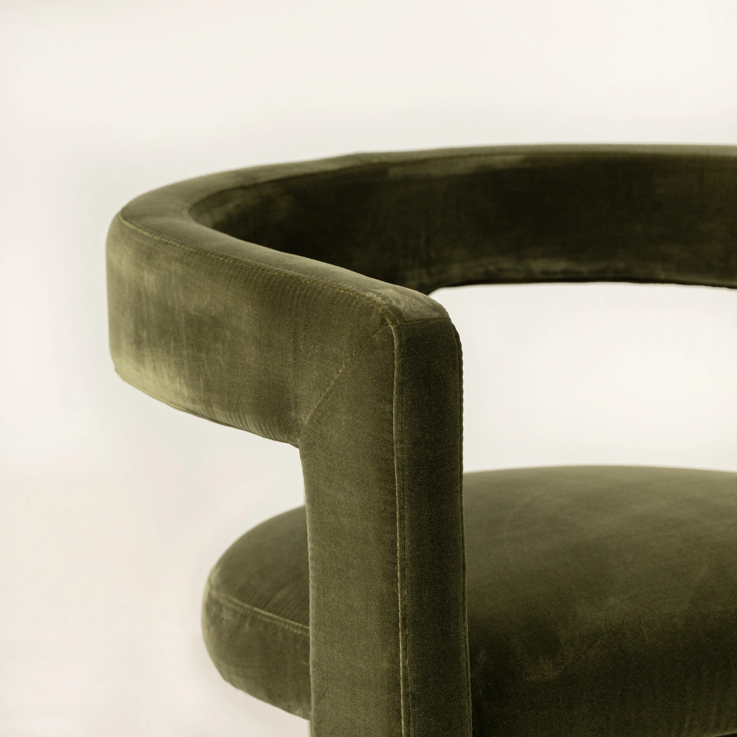 Curved Armchair - Khaki - Image 4