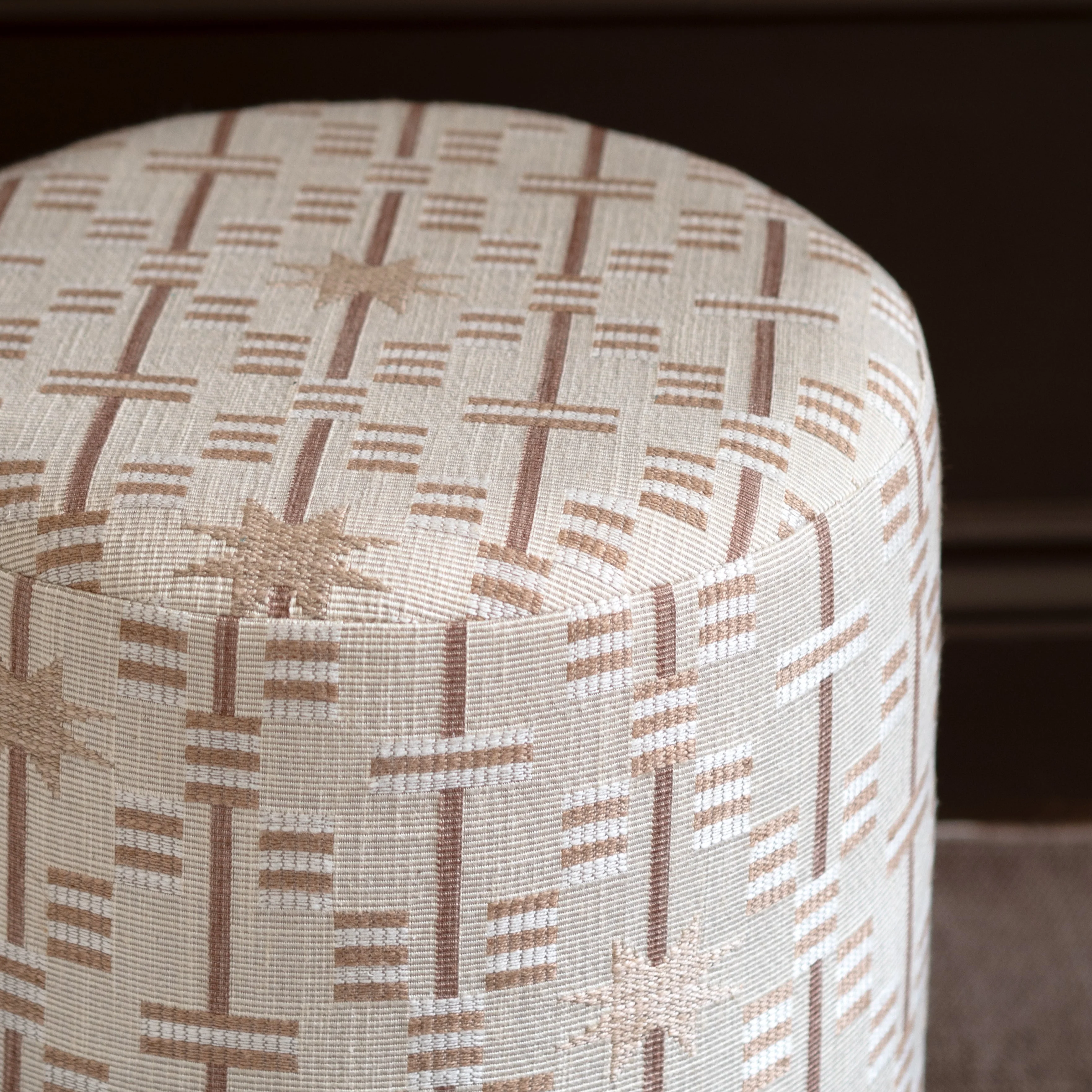Linen Pouffe with Walnut Plinth - Afua - Image 5