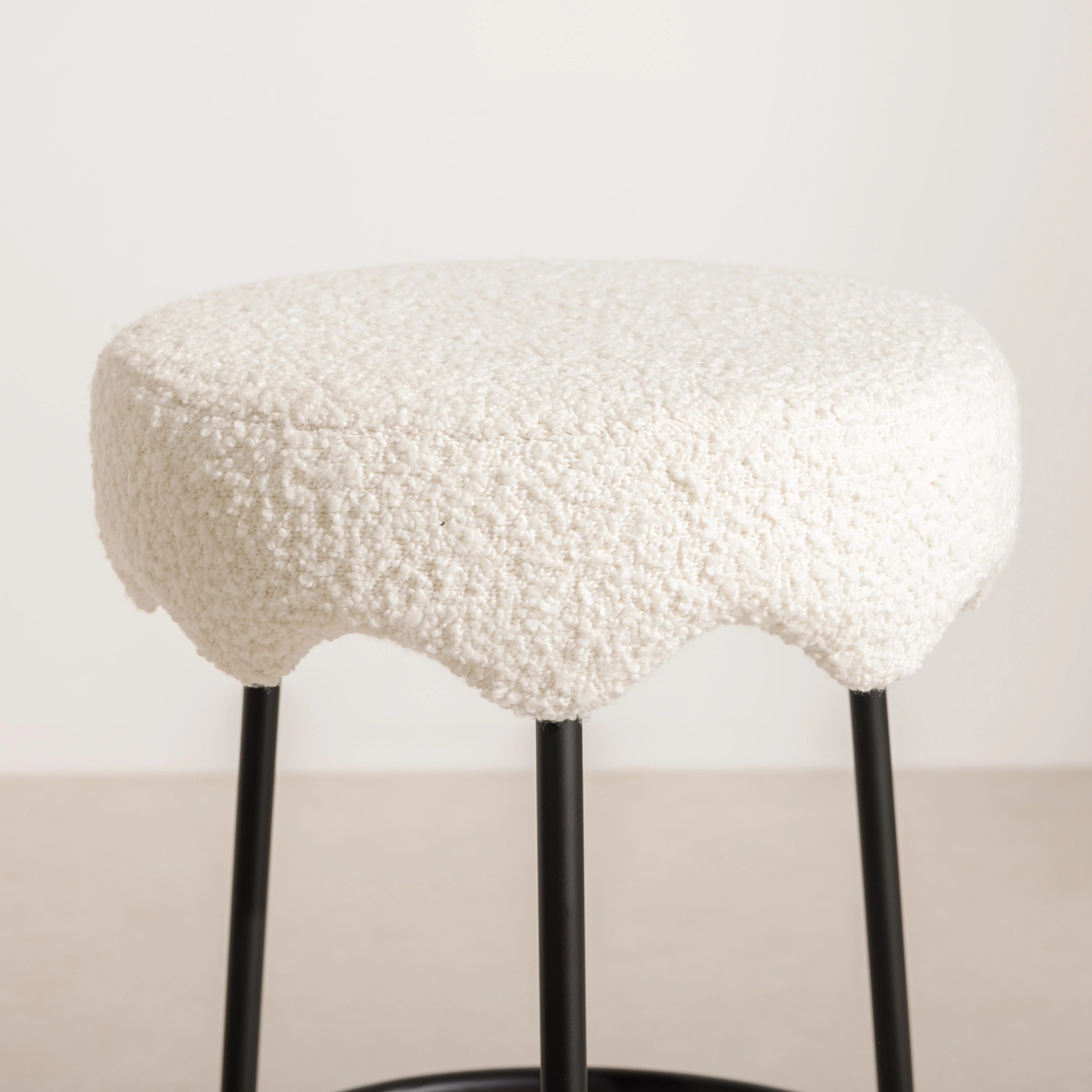 No.17 The Honore Scalloped Bar Stool - Image 5