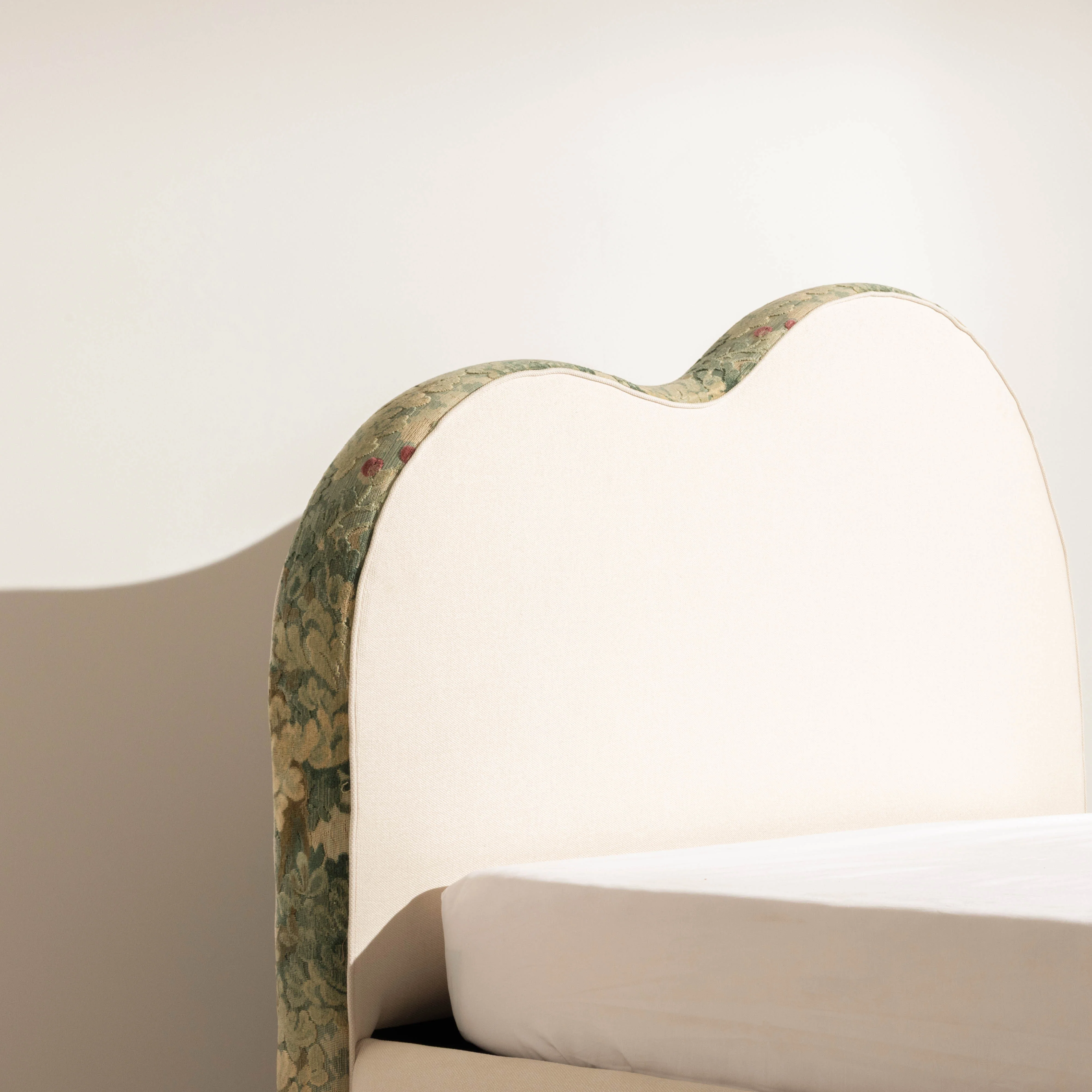 No.17 The Winslow Bed - Image 5