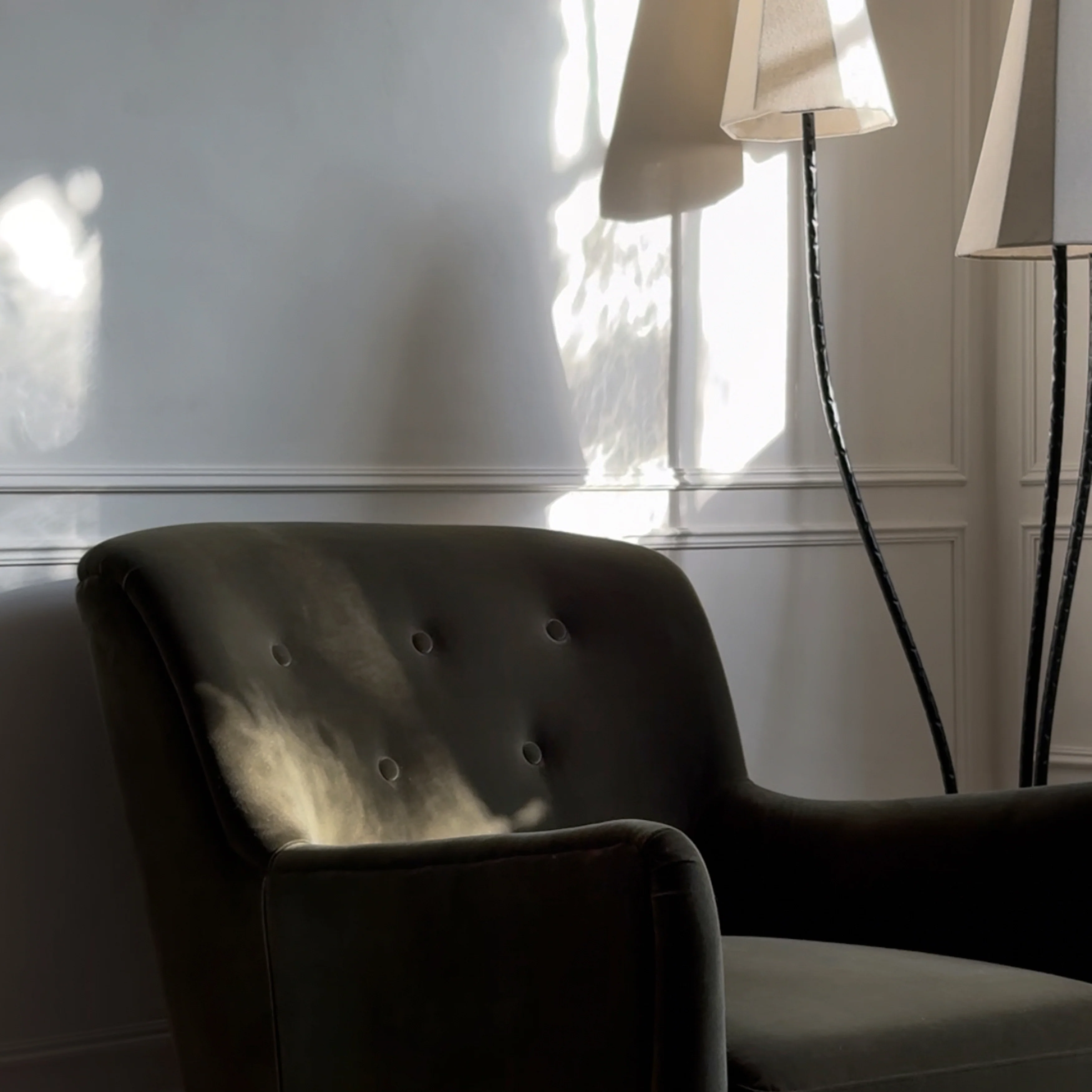 No.17 The Verdant Lounge Chair - Image 2