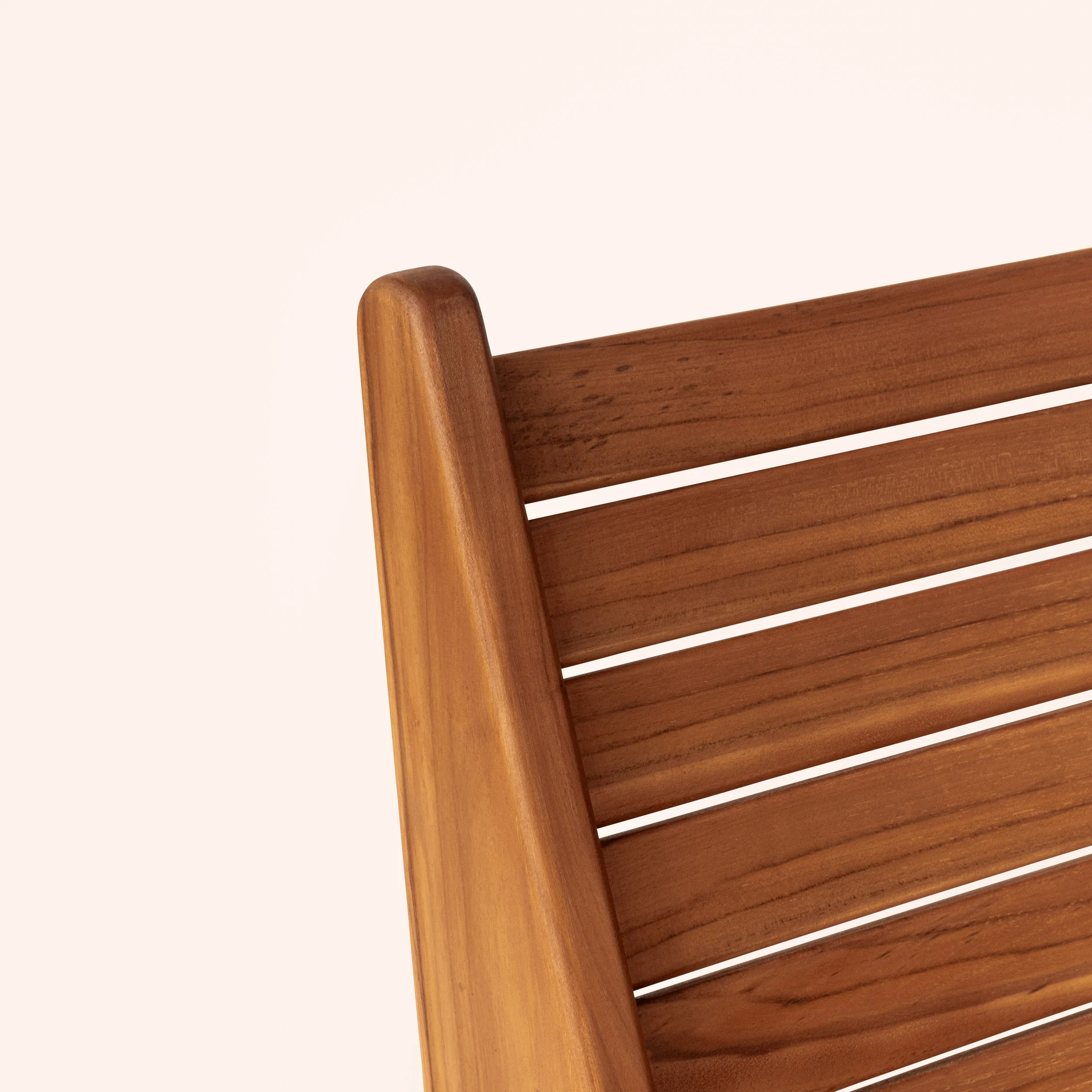 Outdoor Kangaroo Lounge Chair - Image 14