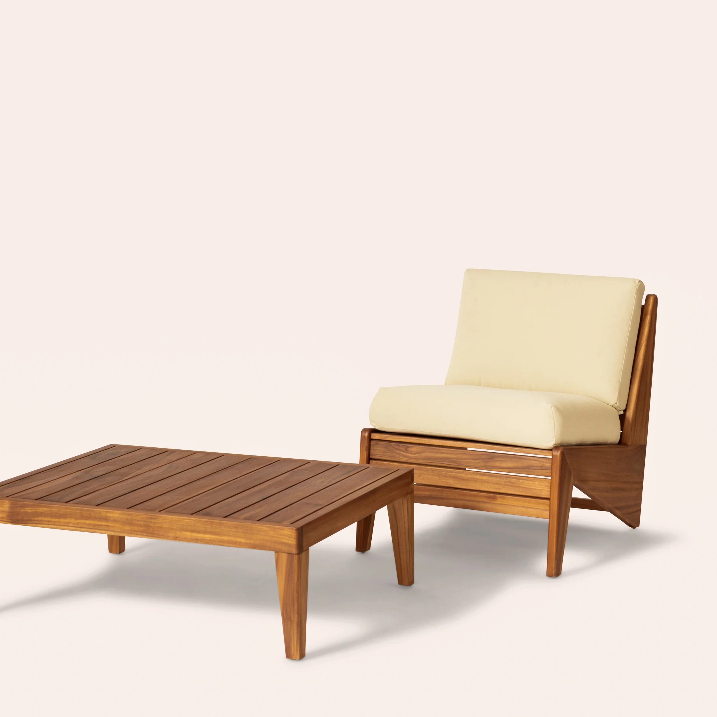 Outdoor Kangaroo Lounge Chair - Image 3