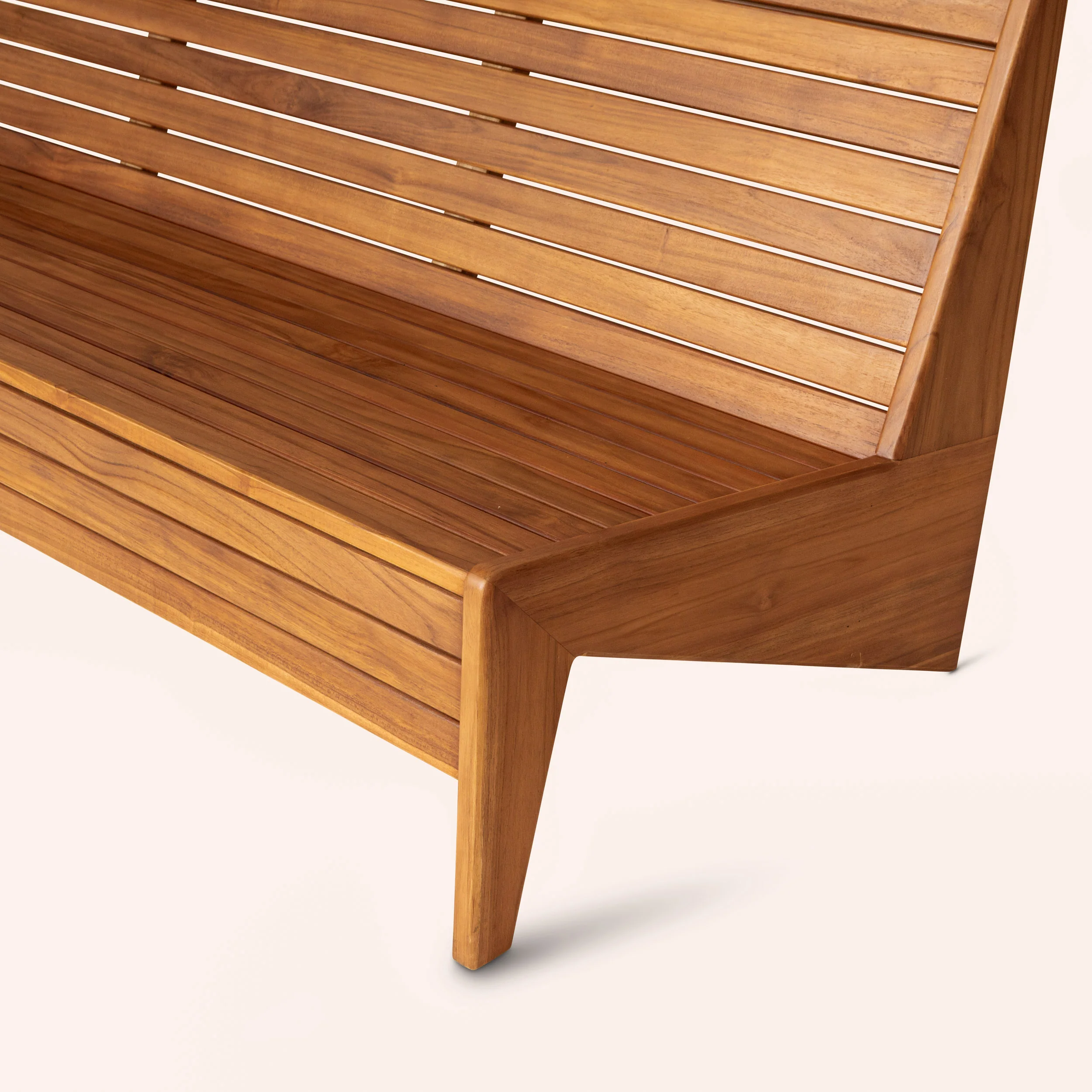 Outdoor Kangaroo Sofa - Image 6