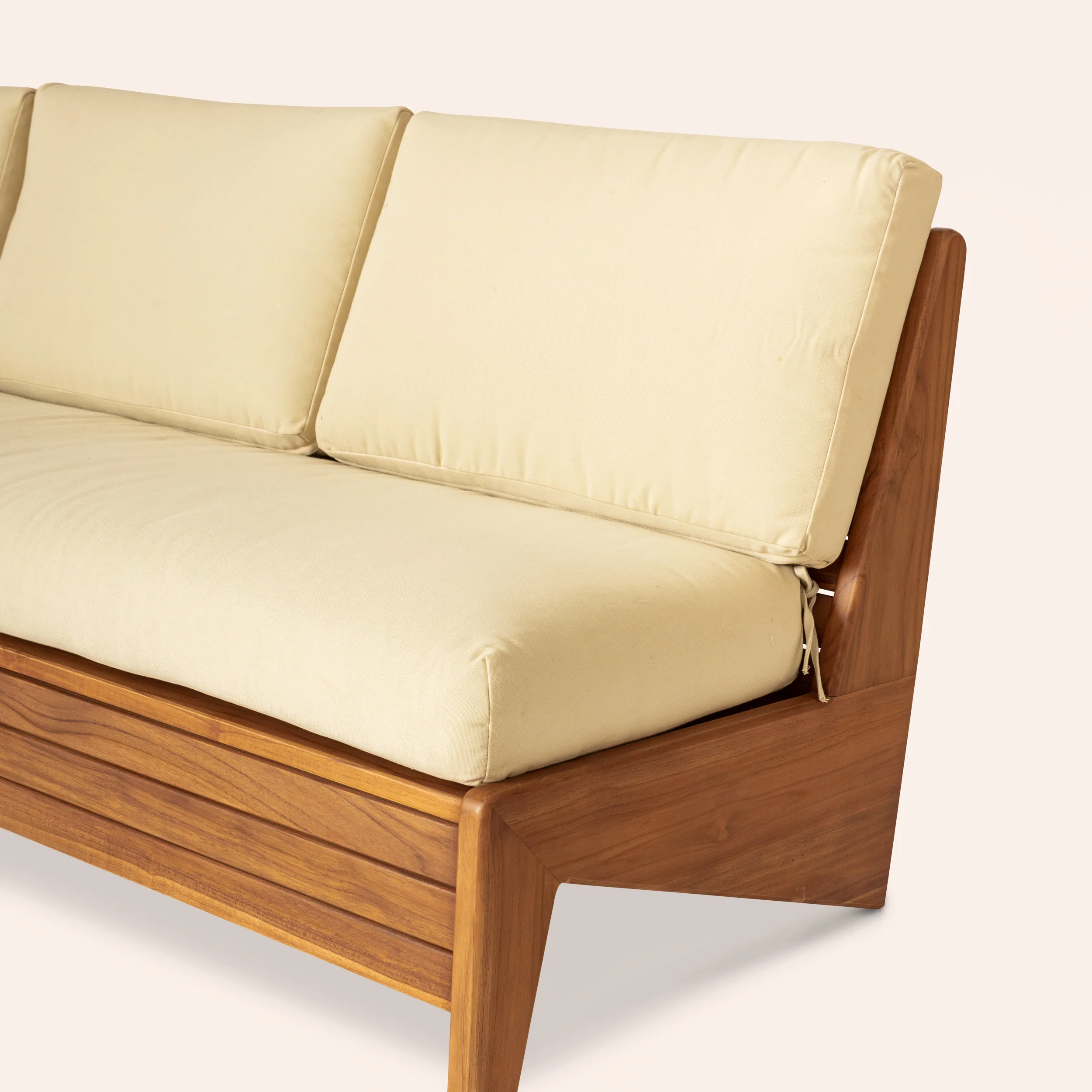 Outdoor Kangaroo Sofa - Image 7