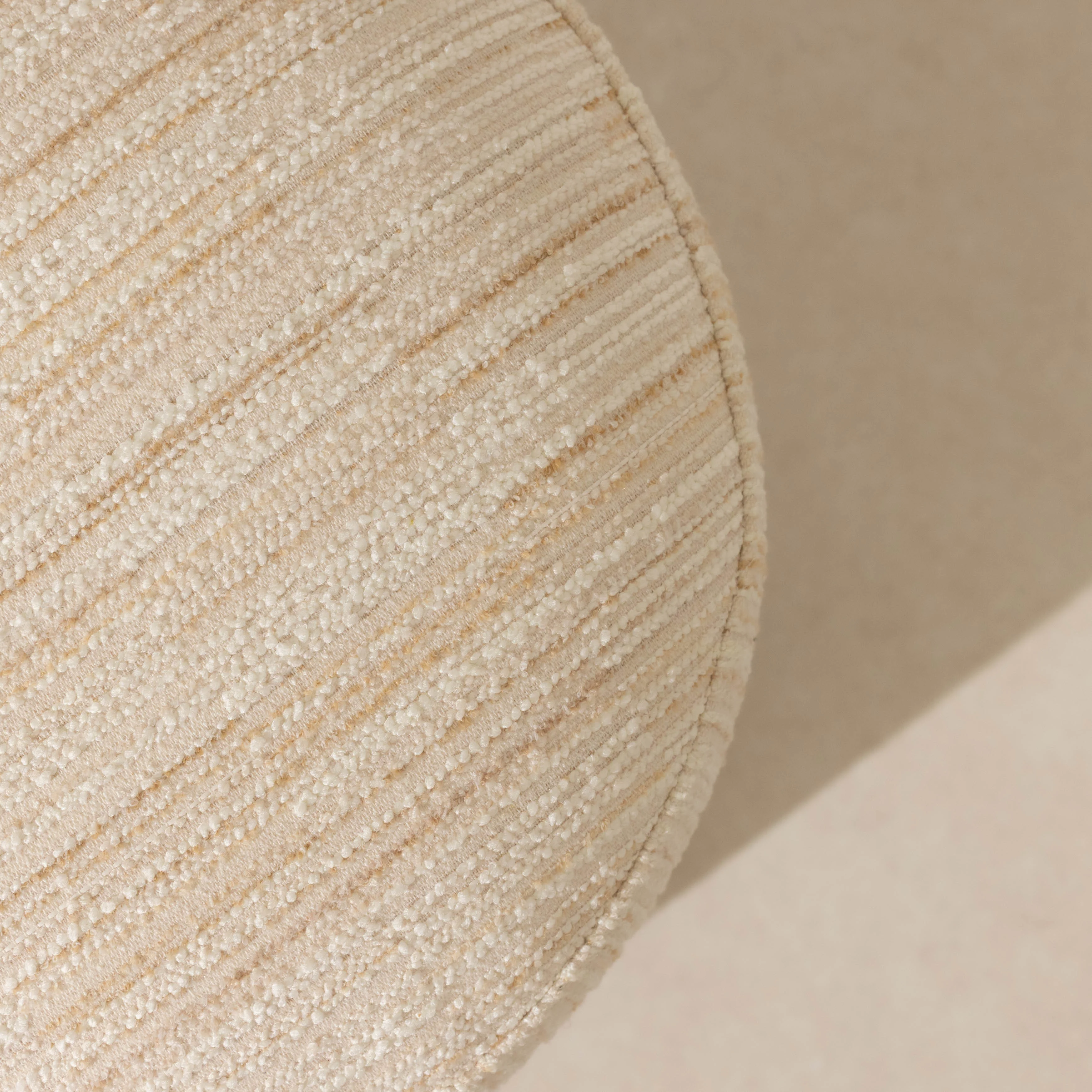 Pill Pouffe - Boucle - Image 2