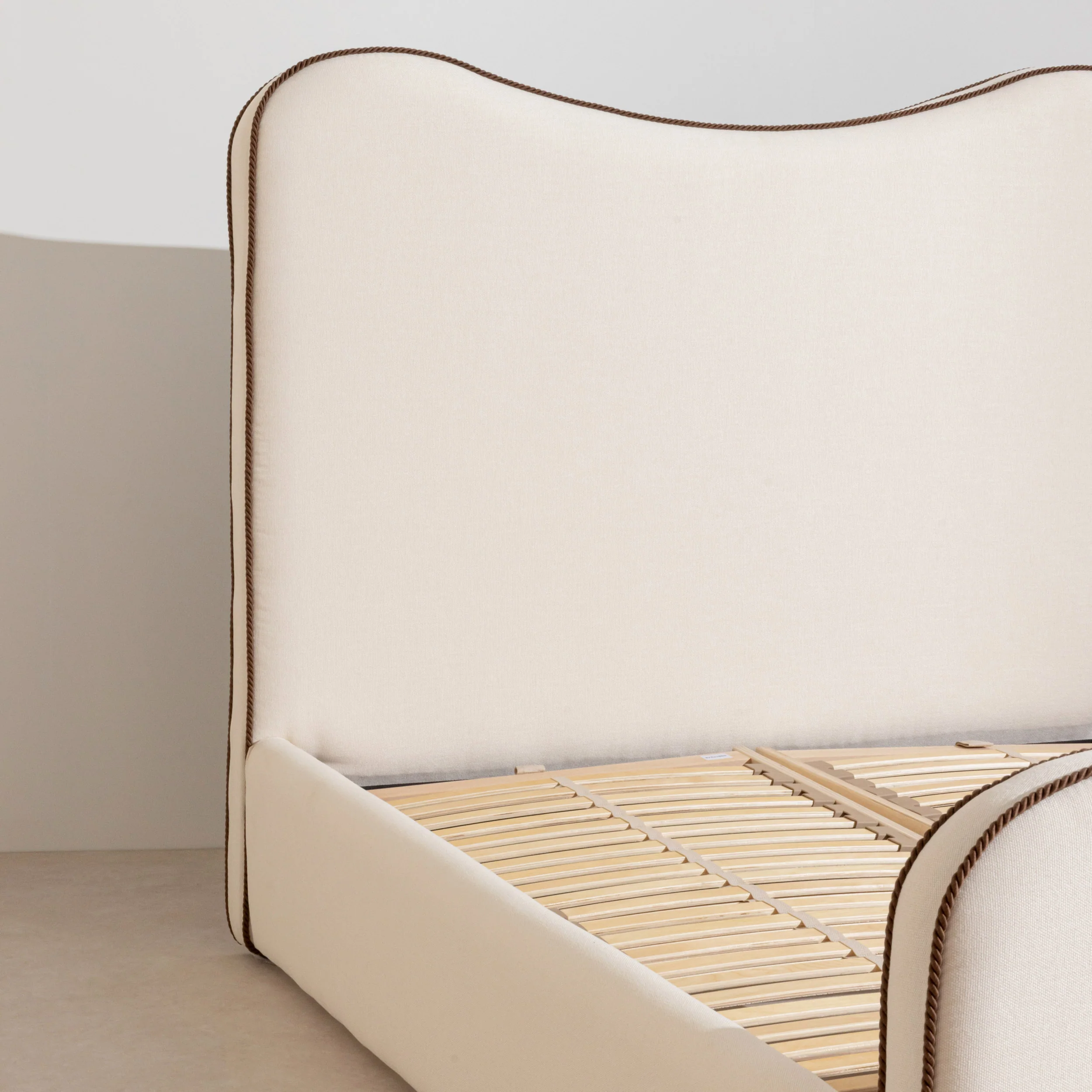 Wave Bed - Ivory - Image 7