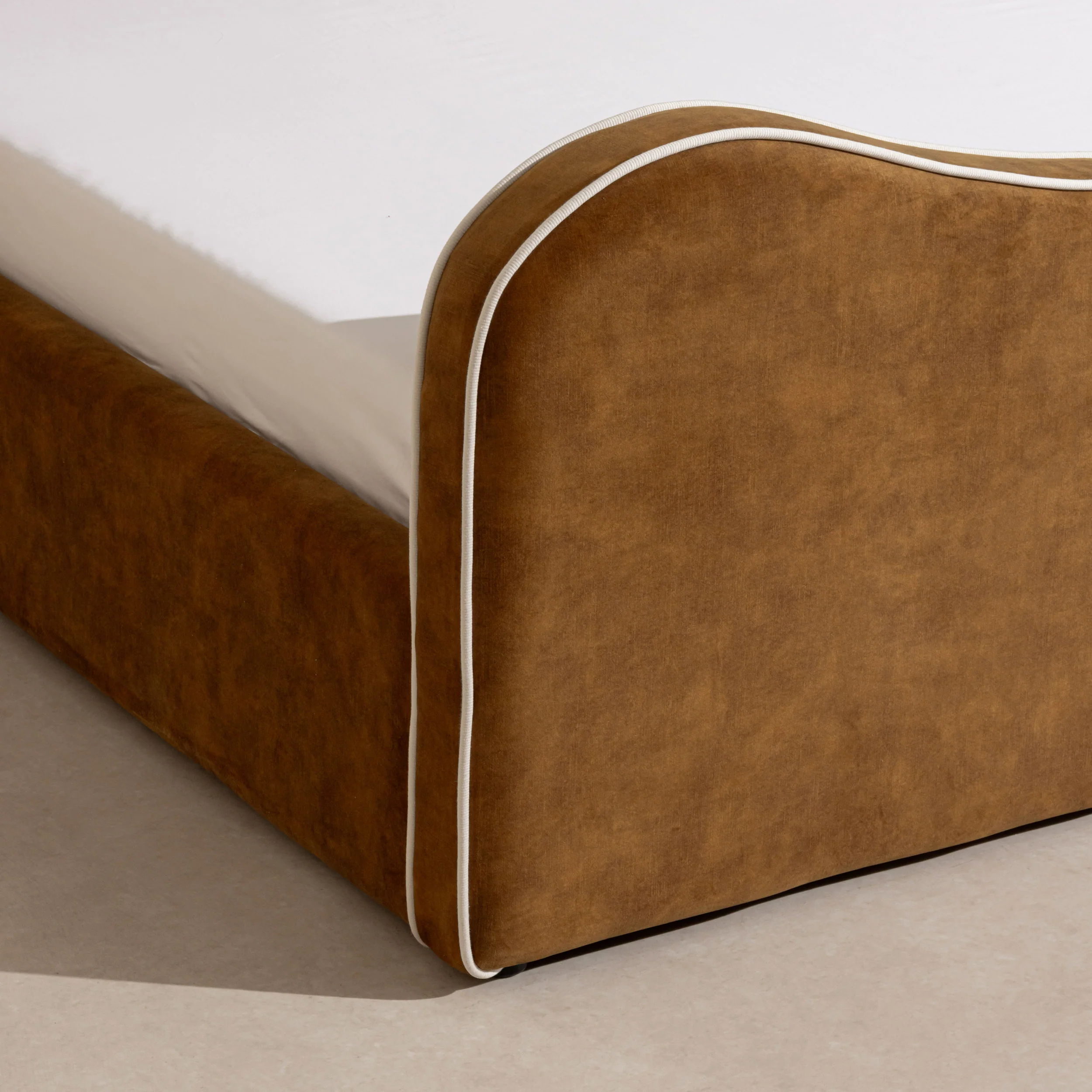 Wave Bed - Ochre - Image 5
